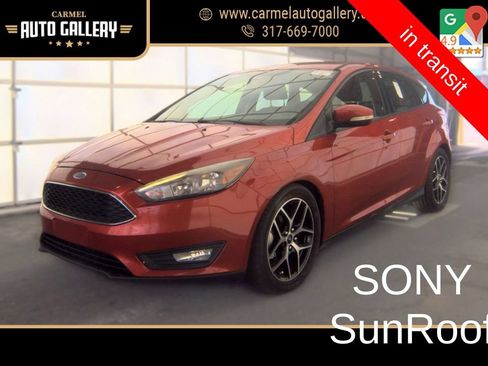 Used 2018 Ford Focus SEL FWD image 1