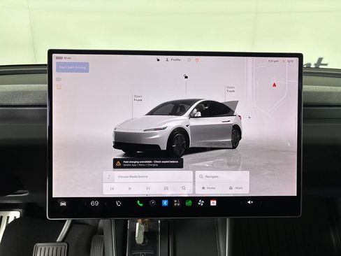 Used 2026 Tesla Model Y Long Range AWD/4WD image 11