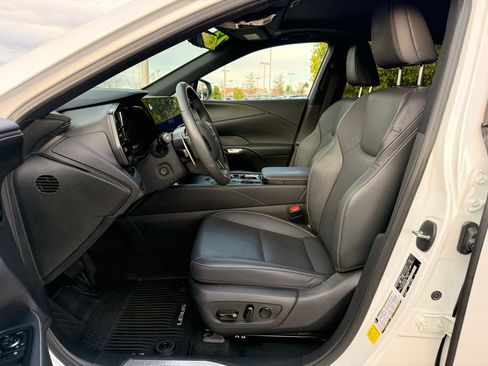 Used 2023 Lexus RX 350 Premium Plus w/ Accessory Package AWD/4WD image 12