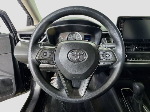 Used 2021 Toyota Corolla LE FWD image 13