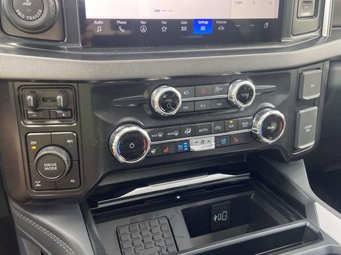 New 2026 Ford F250 Platinum w/ FX4 Off-Road Package AWD/4WD image 20