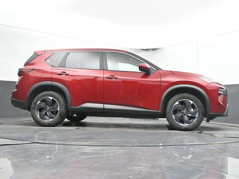 Used 2025 Nissan Rogue SV AWD/4WD image 53