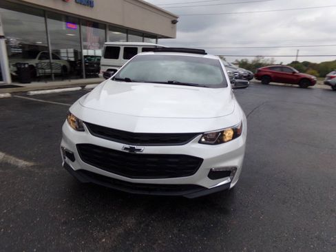 Used 2018 Chevrolet Malibu LT w/ Redline Edition FWD image 44