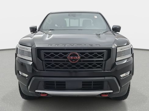 Used 2022 Nissan Frontier Pro-X image 2