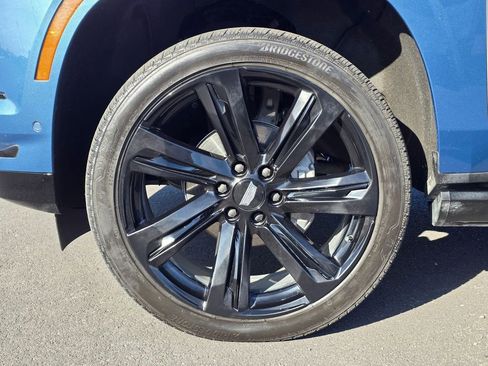 Used 2025 Cadillac Escalade Sport Platinum image 8