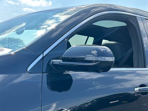 New 2026 Buick Enclave Avenir image 12