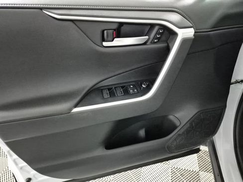 Certified 2025 Toyota RAV4 Limited AWD/4WD image 15