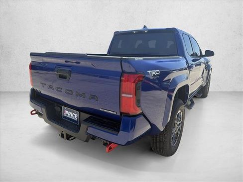 Used 2025 Toyota Tacoma TRD Sport AWD/4WD image 5