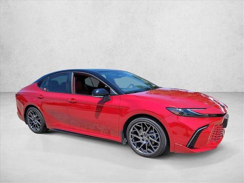 Used 2026 Toyota Camry XSE w/ Premium Plus Package FWD image 3