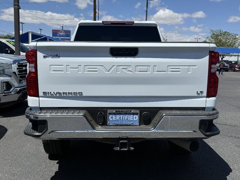 Used 2025 Chevrolet Silverado 2500 LT AWD/4WD image 6