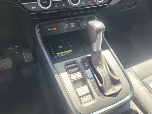 Used 2024 Honda CR-V EX-L image 32