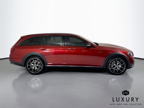 Used 2021 Mercedes-Benz E 450 4MATIC All-Terrain Wagon image 5