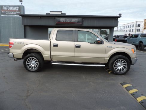 Used 2013 Ford F150 XLT w/ Luxury Equipment Group image 3