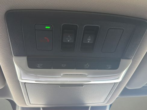 Certified 2023 Nissan Rogue SV w/ SV Premium B Package AWD/4WD image 24