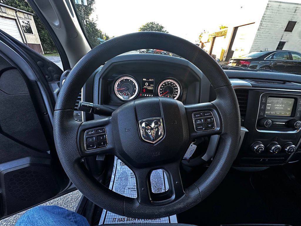 Used 2019 RAM 1500 Classic SLT AWD/4WD image 21