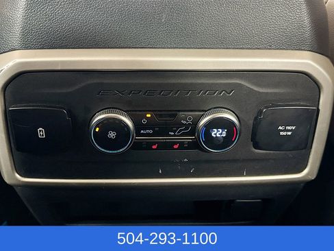 Used 2024 Ford Expedition Limited image 27