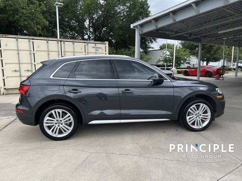 Used 2018 Audi Q5 2.0T Premium Plus w/ Premium Plus Package AWD/4WD image 5