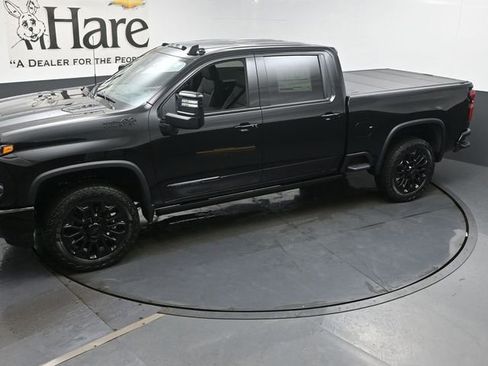 New 2026 Chevrolet Silverado 2500 High Country w/ High Country Premium Package AWD/4WD image 36