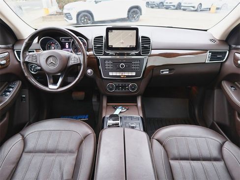 Used 2018 Mercedes-Benz GLE 350 4MATIC image 18