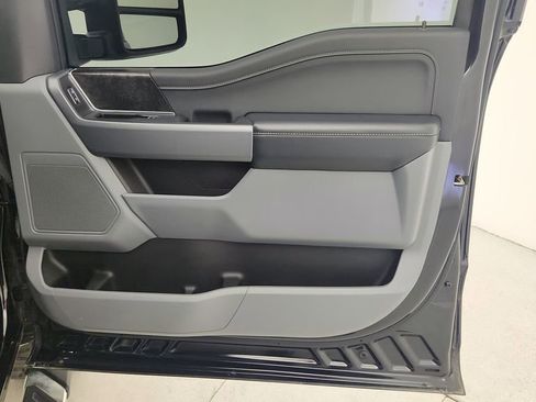 Used 2022 Ford F150 XLT w/ Equipment Group 302A High image 33