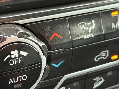 Used 2019 Jeep Wrangler Unlimited Rubicon w/ Steel Bumper Group image 30