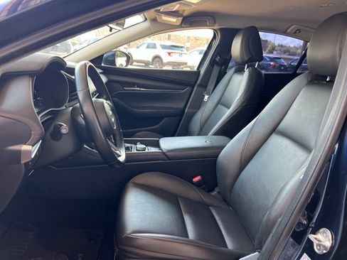Used 2021 MAZDA MAZDA3 s FWD image 11