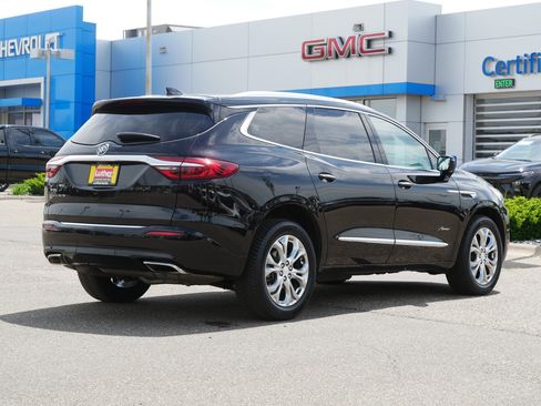 Used 2020 Buick Enclave Avenir w/ Avenir Technology Package AWD/4WD image 7