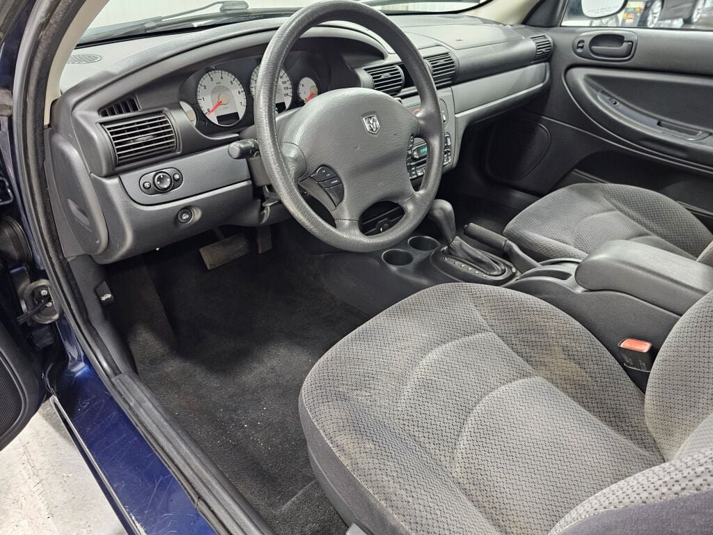 Used 2006 Dodge Stratus SXT FWD image 22