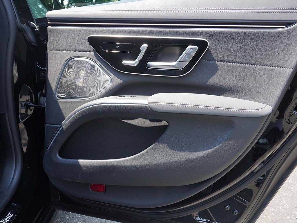 Used 2024 Mercedes-Benz EQS 450+ 4MATIC Sedan image 30