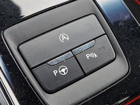 Used 2019 Ford Edge ST w/ Equipment Group 401A image 26