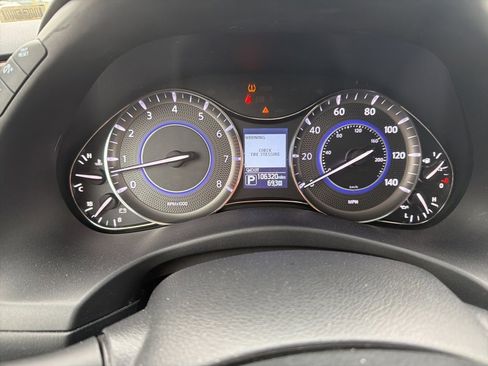 Used 2017 INFINITI QX80 Base image 11