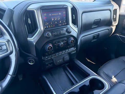 Used 2022 Chevrolet Silverado 2500 LTZ w/ LTZ Premium Package AWD/4WD image 27