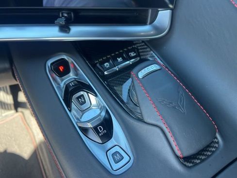 Used 2022 Chevrolet Corvette Stingray Premium Conv w/ Z51 Performance Package RWD image 16