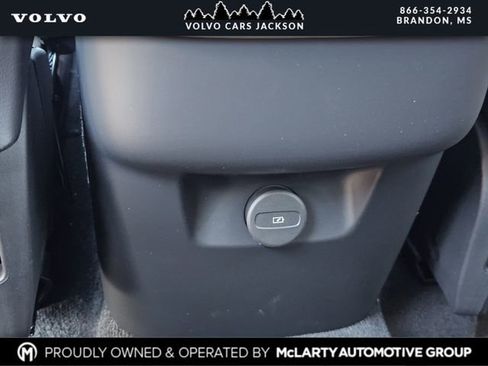 New 2026 Volvo XC90 B6 Plus w/ Protection Package Premier AWD/4WD image 19