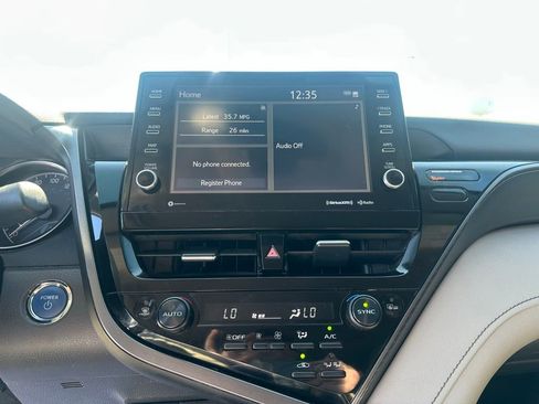 Used 2024 Toyota Camry SE w/ Audio Upgrade Package image 12