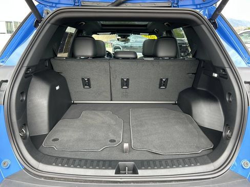 Used 2026 Chevrolet Equinox ACTIV w/ Convenience Package III AWD/4WD image 5