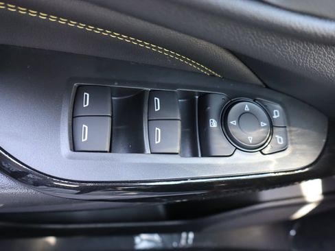 New 2026 Chevrolet Trax LT w/ LT Convenience Package FWD image 15