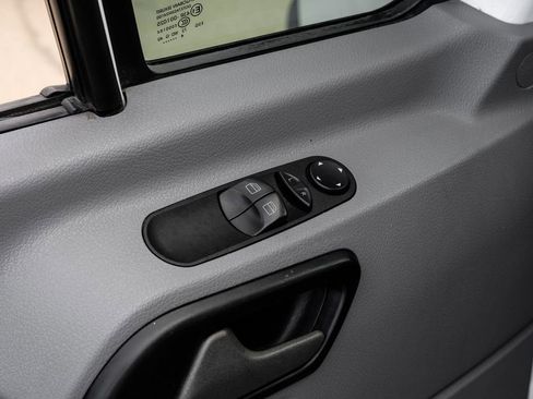 Used 2015 Mercedes-Benz Sprinter 3500 w/ High Idle Fixed Package image 42