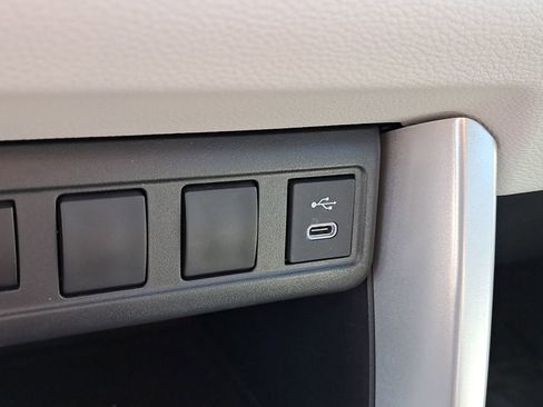 Certified 2025 Toyota Corolla Cross L image 23