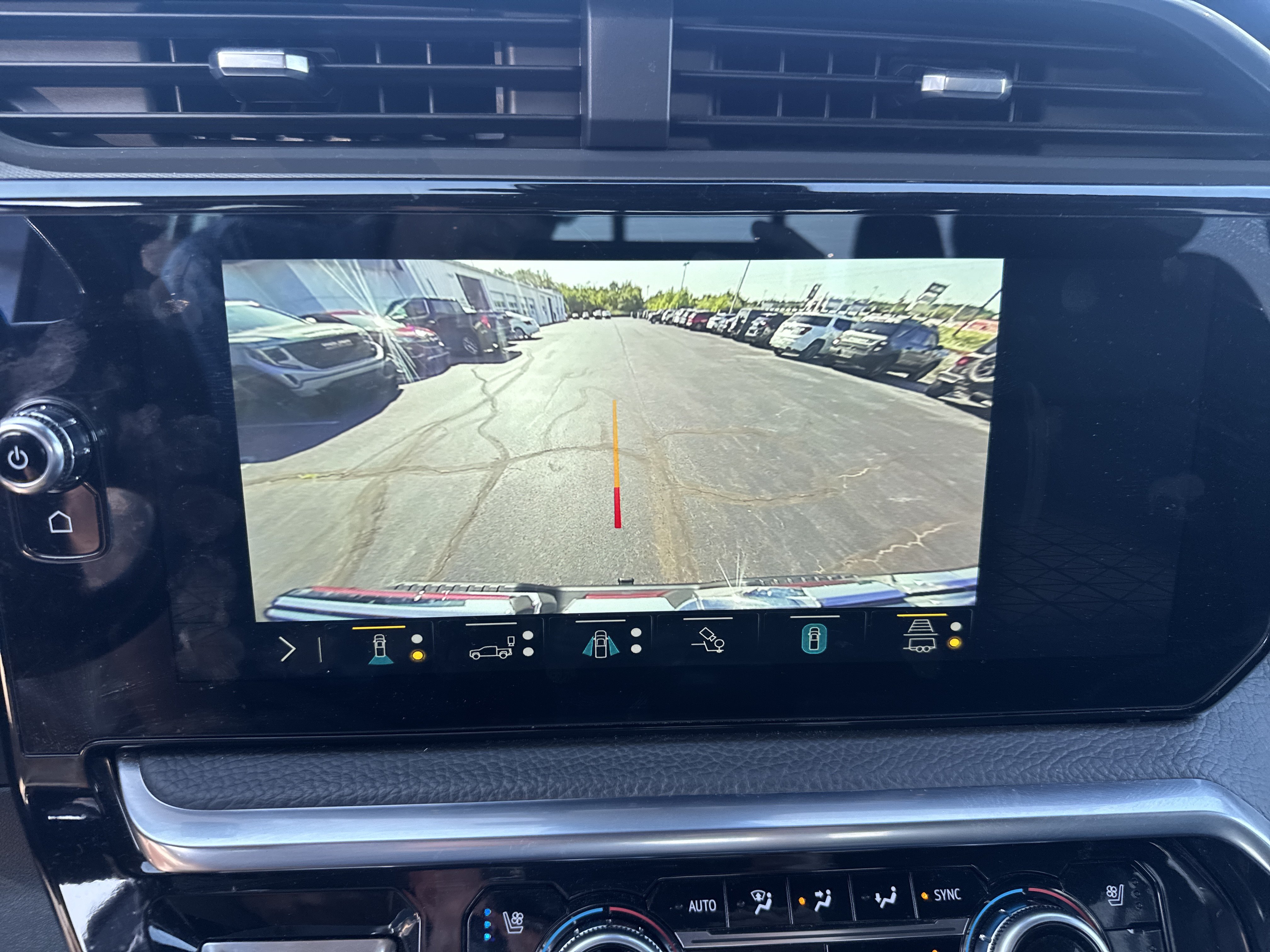 Used 2023 GMC Sierra 1500 Denali AWD/4WD image 26