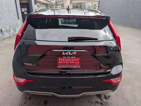 Used 2025 Kia Niro Wind FWD image 4