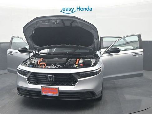 Used 2025 Honda Accord Sport image 37