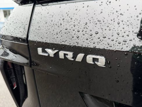 Used 2024 Cadillac Lyriq Sport AWD/4WD image 35