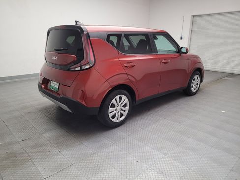 Used 2023 Kia Soul LX FWD image 9