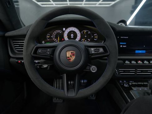 Used 2026 Porsche 911 GT3 RWD image 44