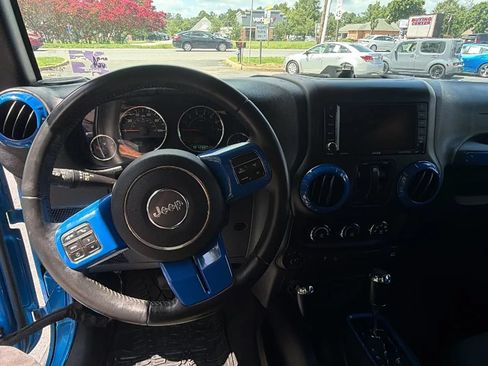 Used 2016 Jeep Wrangler Sport AWD/4WD image 13