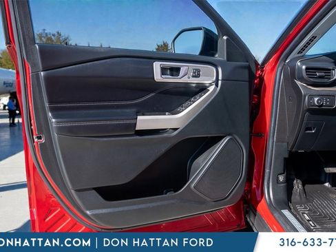 Used 2022 Ford Explorer Limited w/ Equipment Group 301A image 17