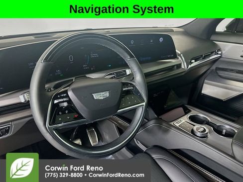 Used 2026 Cadillac Vistiq Sport AWD/4WD image 9