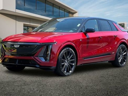 New 2026 Cadillac Lyriq V w/ LPO, Floor Liner Package image 8