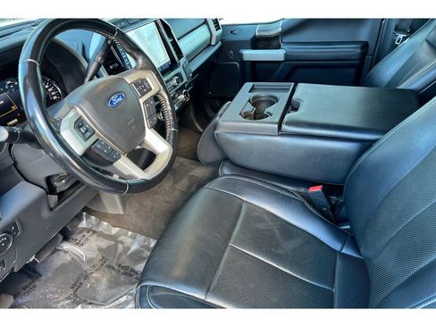 Used 2022 Ford F350 Lariat w/ Camper Package image 12